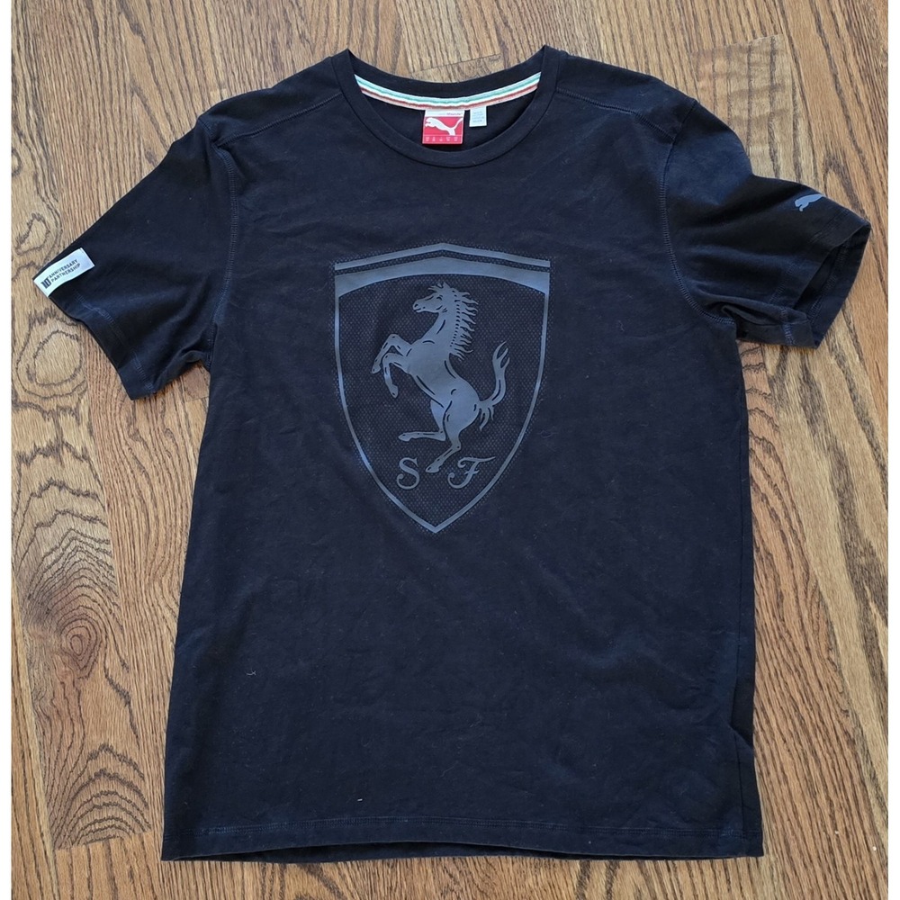 Puma Ferrari Authentic Scuderia Tee Graphic Black Official Shield Emblem Mens M